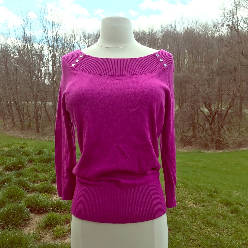New York & Company sweater size medium!!